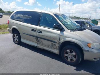  Salvage Dodge Grand Caravan