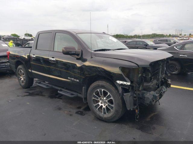  Salvage Nissan Titan