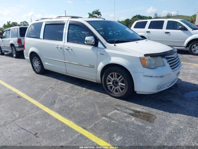  Salvage Chrysler Town & Country