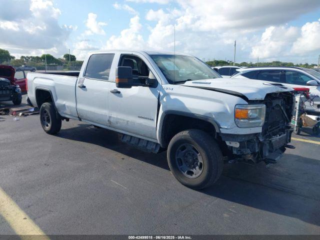  Salvage General Motors Sierra 2500HD