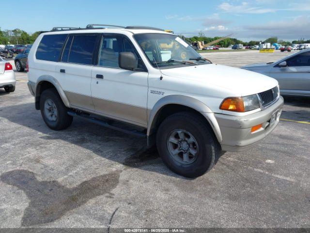  Salvage Mitsubishi Montero Sport