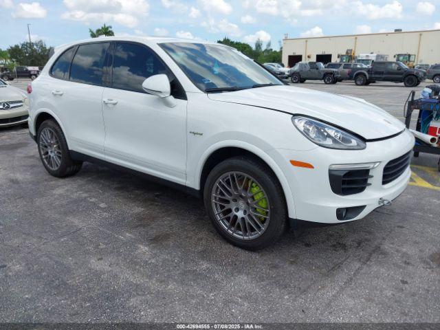  Salvage Porsche Cayenne E-hybrid
