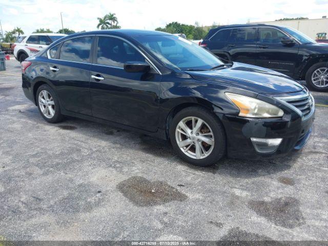  Salvage Nissan Altima
