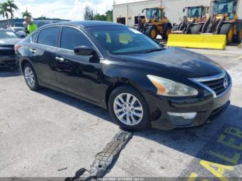  Salvage Nissan Altima