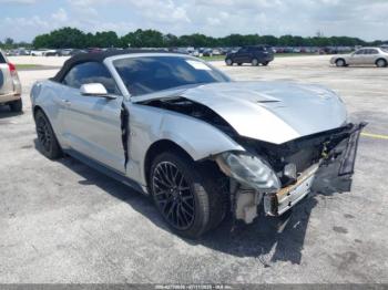  Salvage Ford Mustang