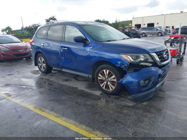  Salvage Nissan Pathfinder