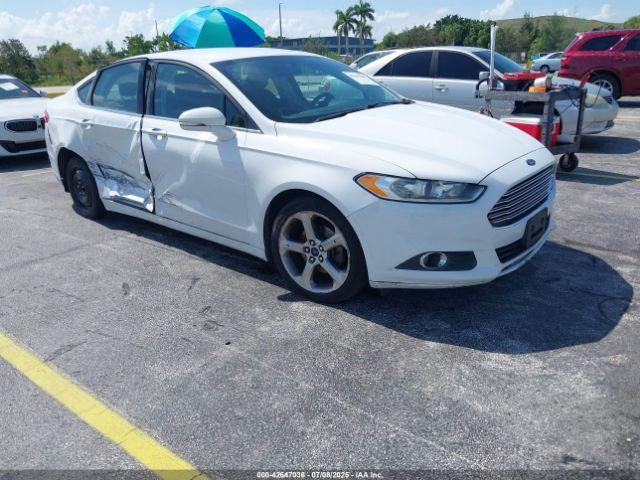  Salvage Ford Fusion