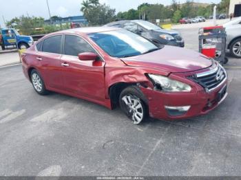  Salvage Nissan Altima