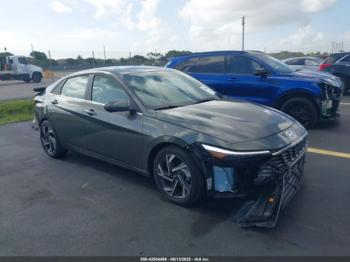  Salvage Hyundai ELANTRA