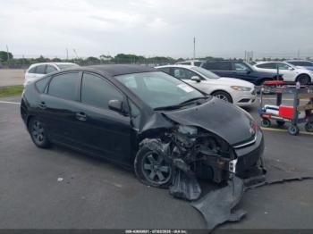  Salvage Toyota Prius