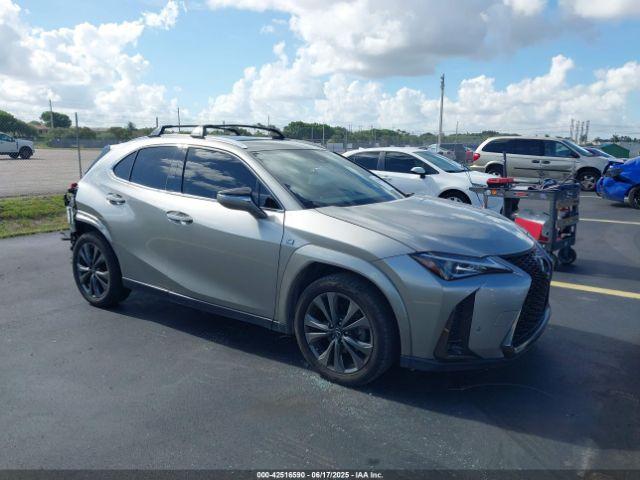  Salvage Lexus Ux