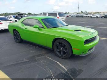  Salvage Dodge Challenger