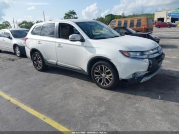  Salvage Mitsubishi Outlander