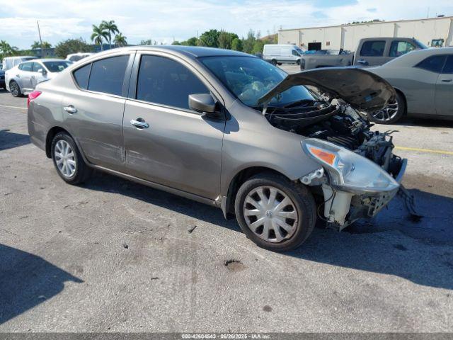  Salvage Nissan Versa
