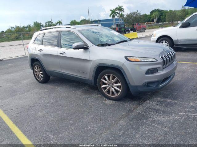  Salvage Jeep Cherokee