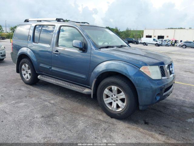  Salvage Nissan Pathfinder