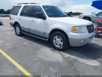  Salvage Ford Expedition