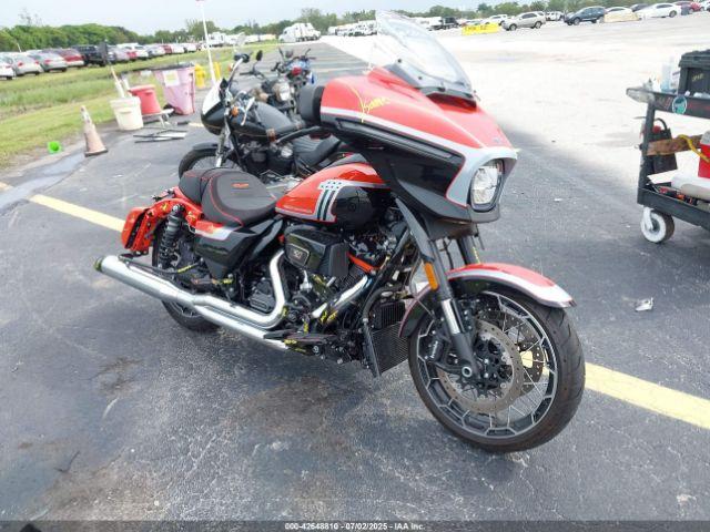  Salvage Harley-Davidson Flhxse