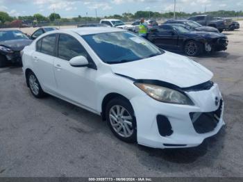  Salvage Mazda Mazda3