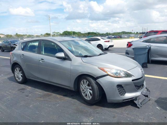  Salvage Mazda Mazda3