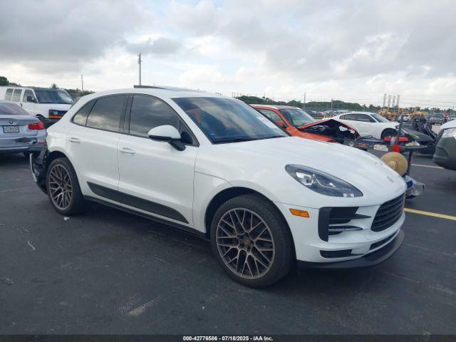  Salvage Porsche Macan