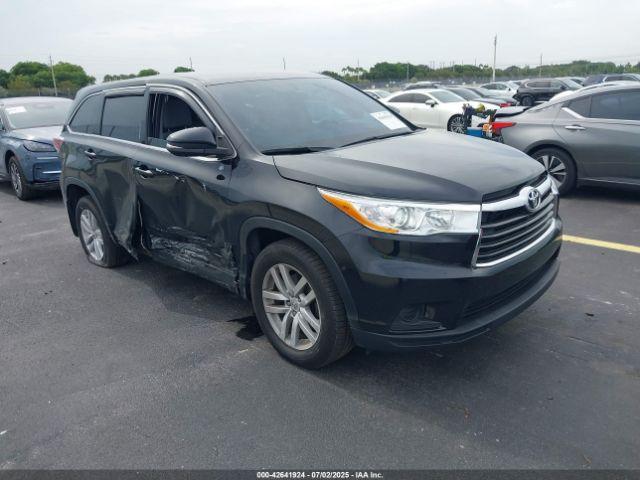  Salvage Toyota Highlander