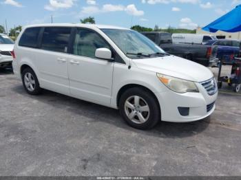  Salvage Volkswagen Routan