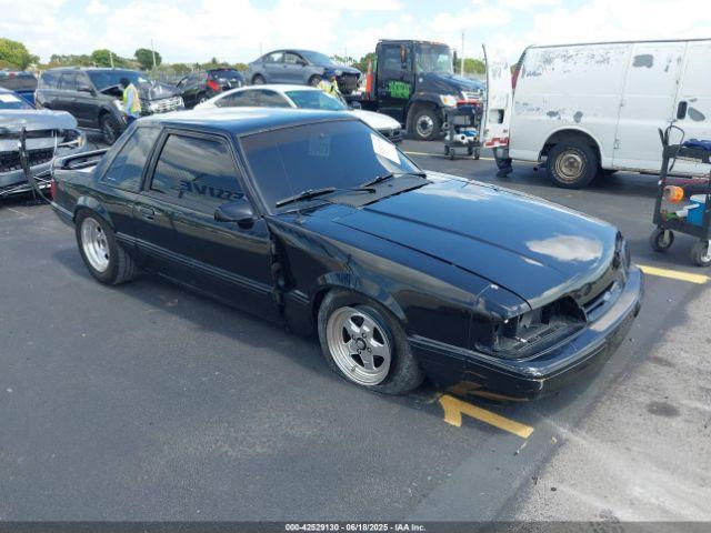  Salvage Ford Mustang