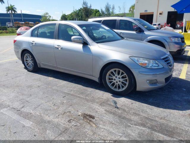  Salvage Hyundai Genesis