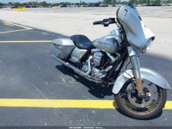  Salvage Harley-Davidson Flhxs