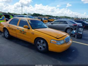  Salvage Ford Crown Victoria