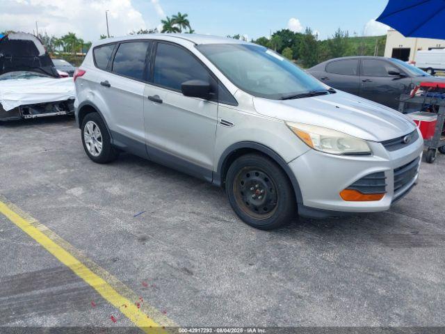  Salvage Ford Escape
