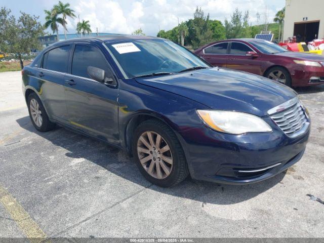 Salvage Chrysler 200