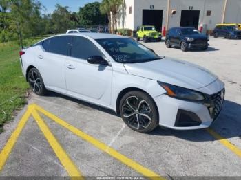  Salvage Nissan Altima