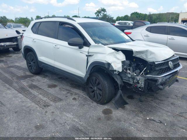  Salvage Volkswagen Taos