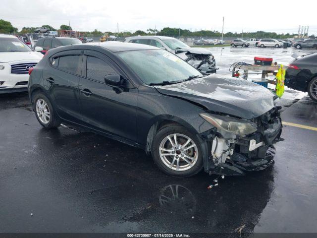  Salvage Mazda Mazda3