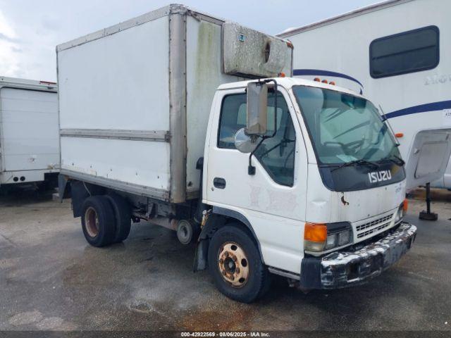  Salvage Isuzu Npr