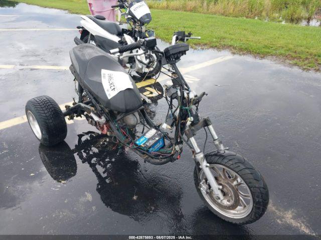  Salvage Yngf 49cc Scooter