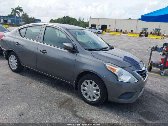 Salvage Nissan Versa