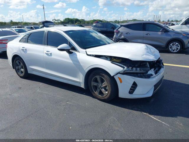  Salvage Kia K5