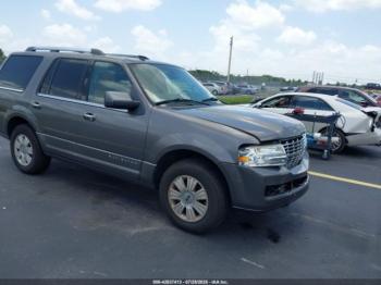  Salvage Lincoln Navigator