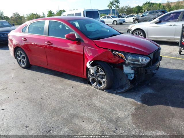  Salvage Kia Forte