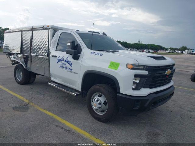  Salvage Chevrolet Silverado 3500