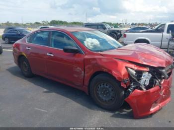  Salvage Nissan Altima