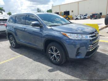  Salvage Toyota Highlander