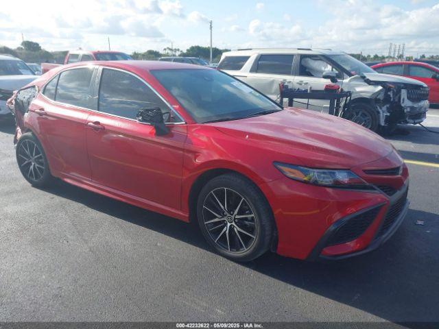  Salvage Toyota Camry