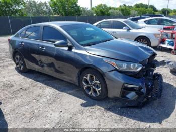  Salvage Kia Forte