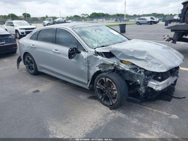  Salvage Kia K5
