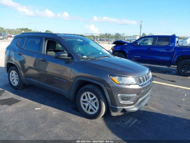  Salvage Jeep Compass