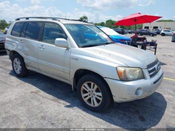  Salvage Toyota Highlander